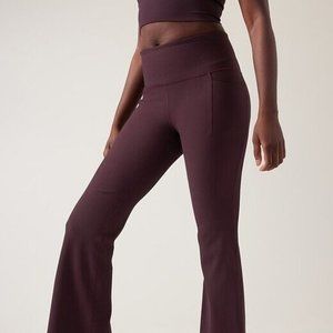 ATHLETA SPICED CABERNET SALUTATION STASH RIB FLARE SIZE X X SMALL NEW WITH TAGS